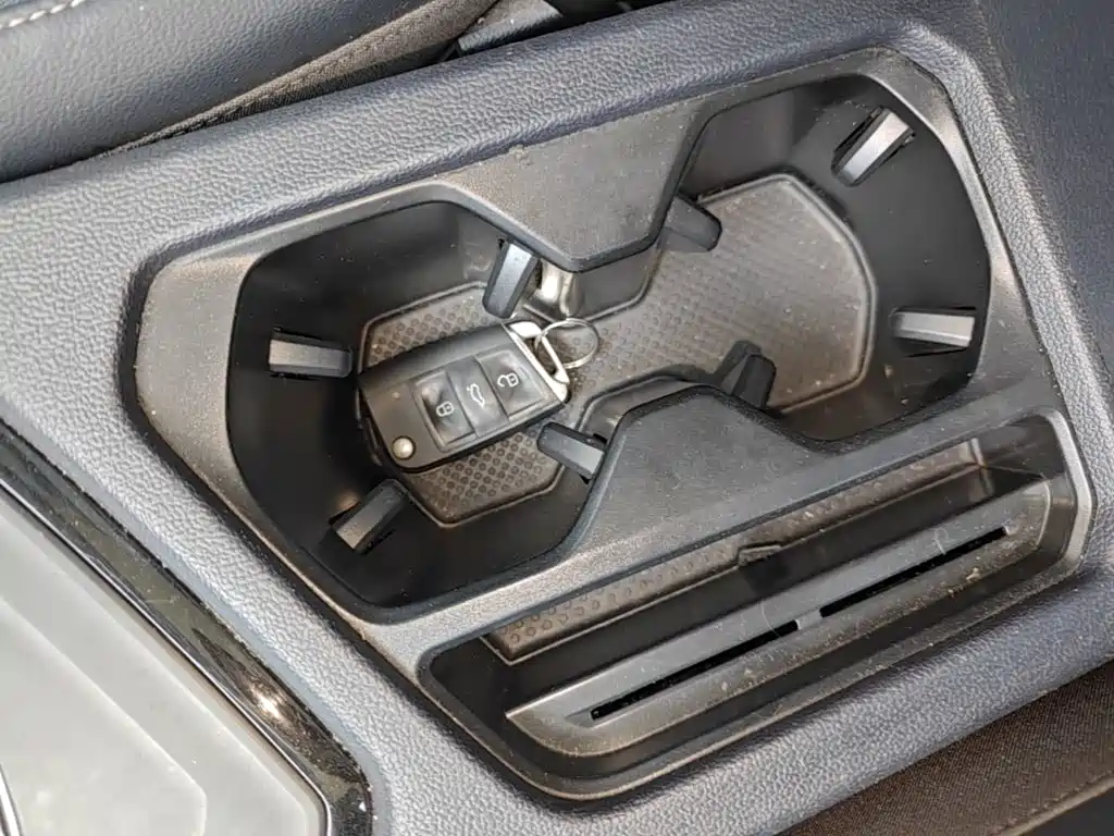 Volkswagen Tharu, миниатюра 9
