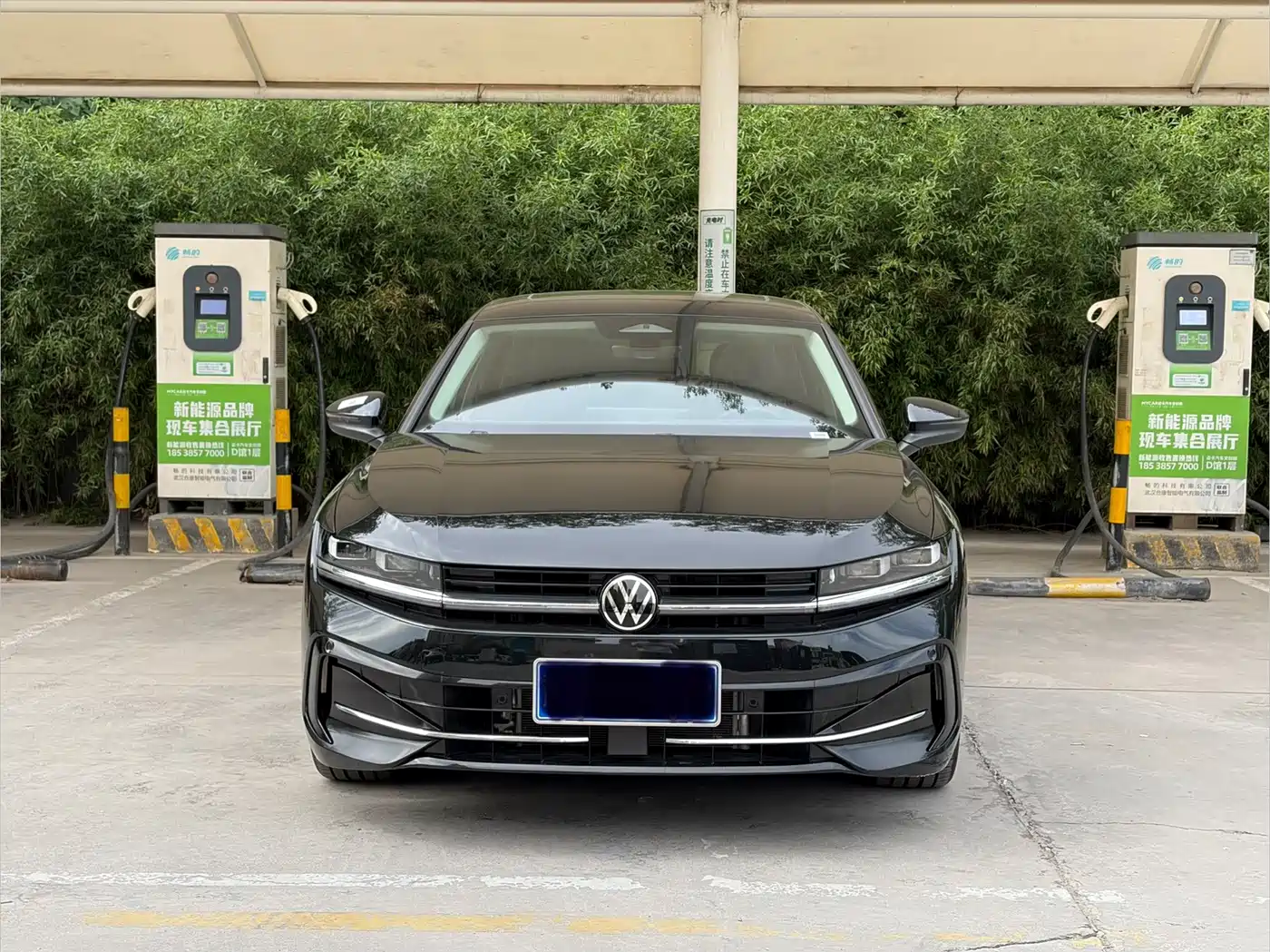 Volkswagen Magotan 2026 2026 Model 380TSI DSG Premium Edition Damai Package