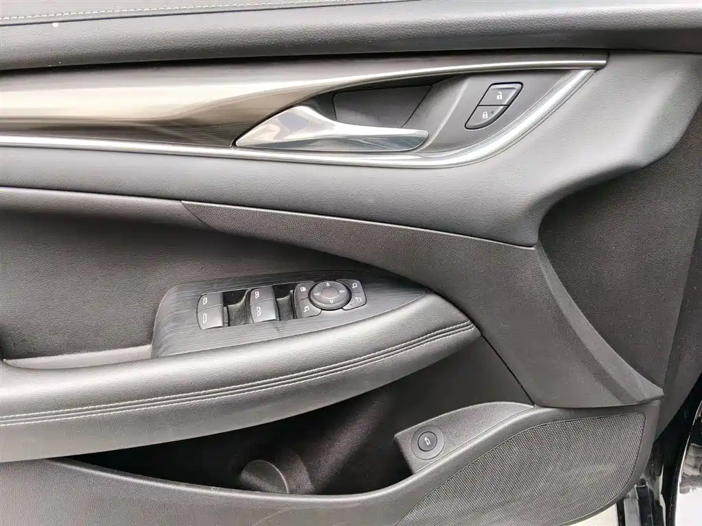 Buick LaCrosse 2022 652T Luxury фото 10