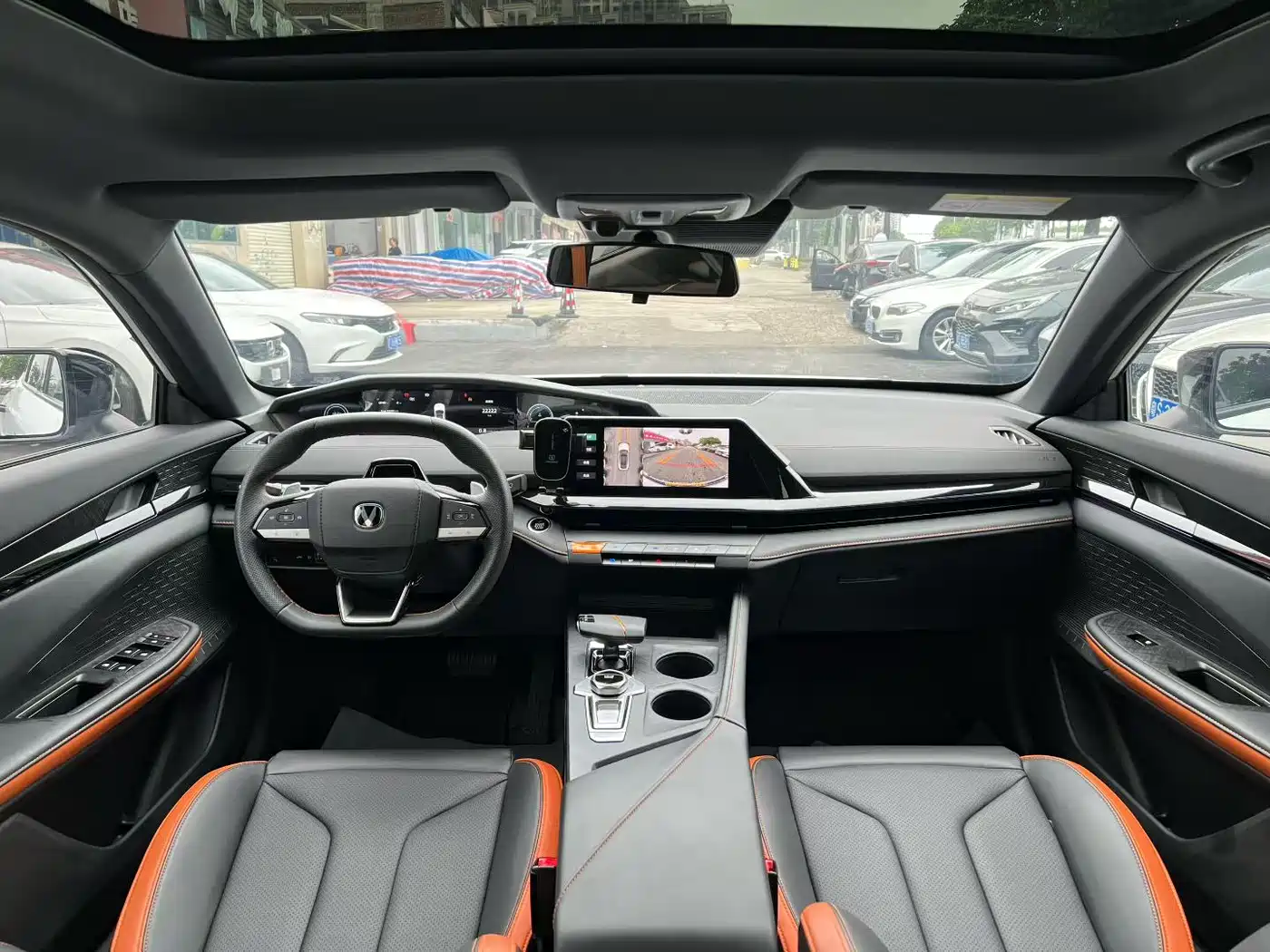 CHANGAN UNI-V
