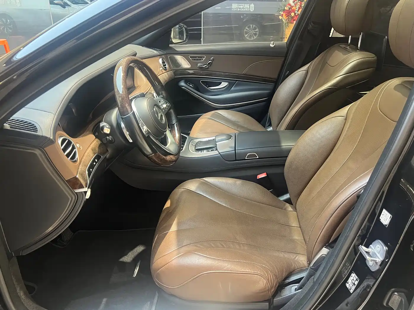 Mercedes-Benz S-Class 2019 S 350 L Luxury Ultimate Edition фото 19