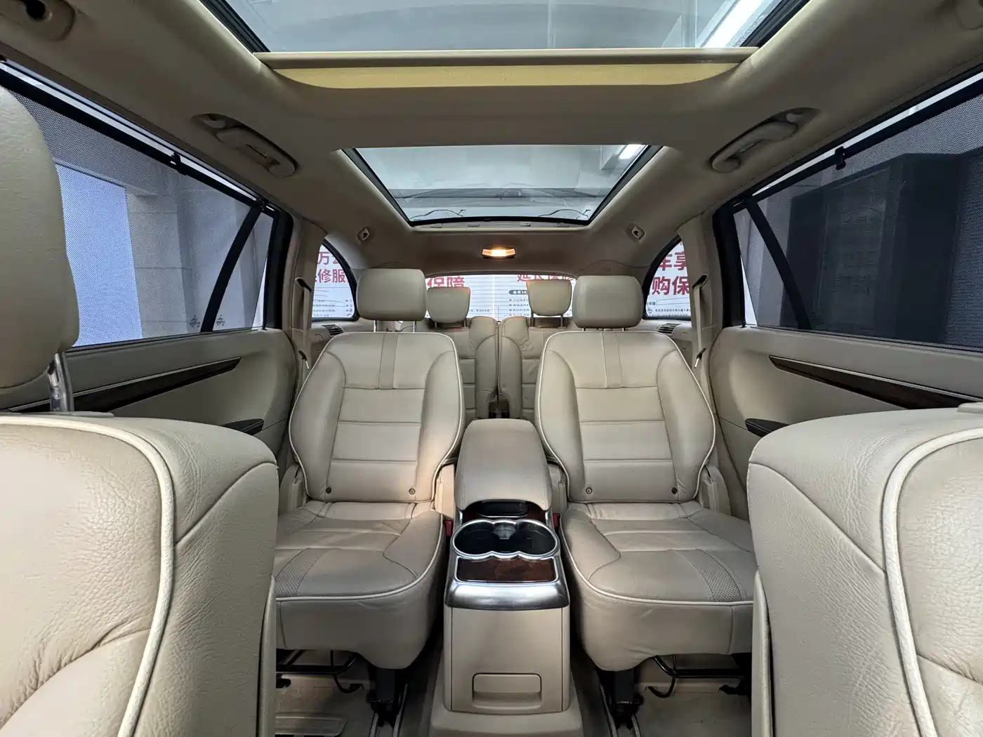 Mercedes-Benz R-Class 2011 R 350 L 4MATIC фото 13