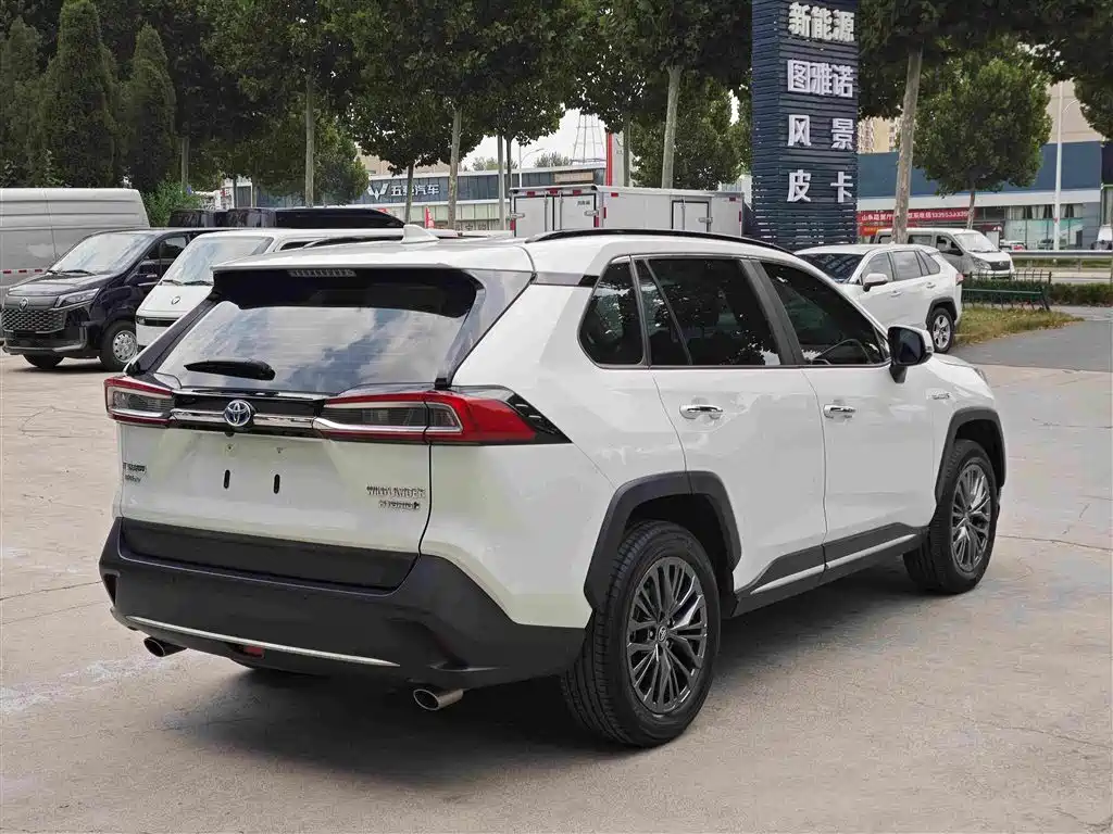 Toyota Wildlander 2023 2023 Hybrid 2.5L E-CVT AWD Premium Edition