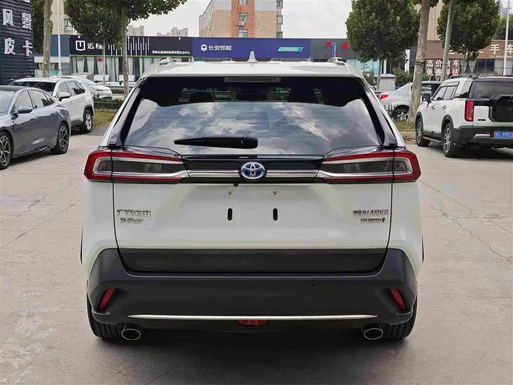 Toyota Wildlander 2023 2023 Hybrid 2.5L E-CVT AWD Premium Edition