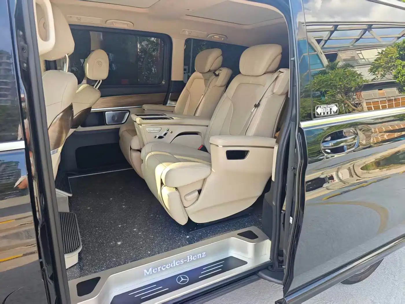 Фото 5 - Mercedes-Benz V-Class