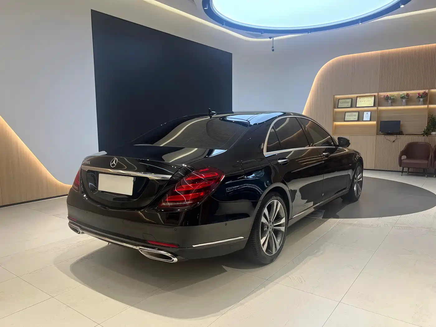 Mercedes-Benz S-Class 2019 S 350 L Luxury Ultimate Edition фото 5