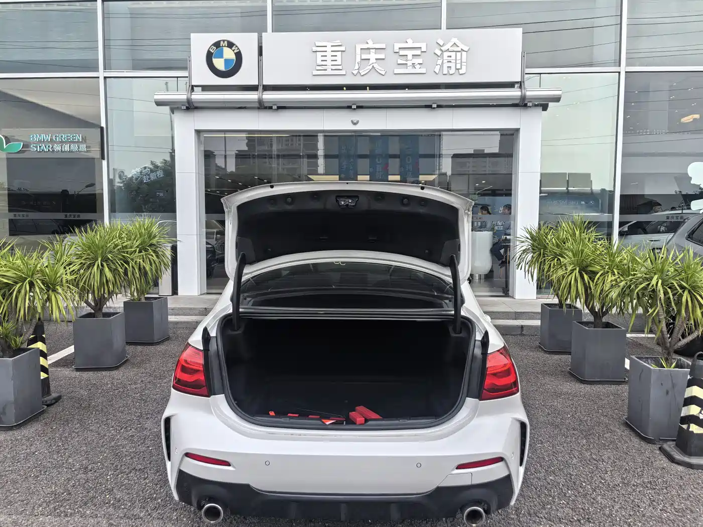 BMW 1 Series 2020 Model 120i M Sport Package фото 17