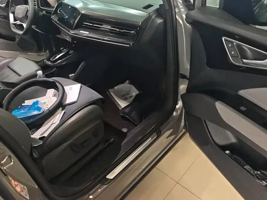 Audi Q4 e-tron 2023 2022 40 e-tron Creation Edition