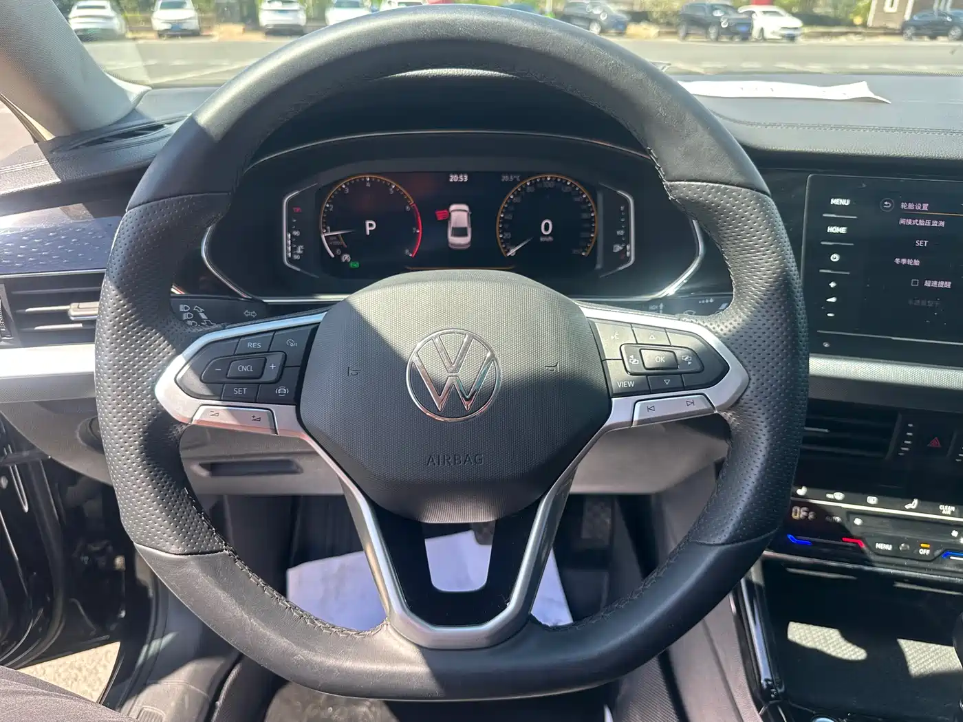 Volkswagen Passat 2022 280TSI Elite Edition фото 11