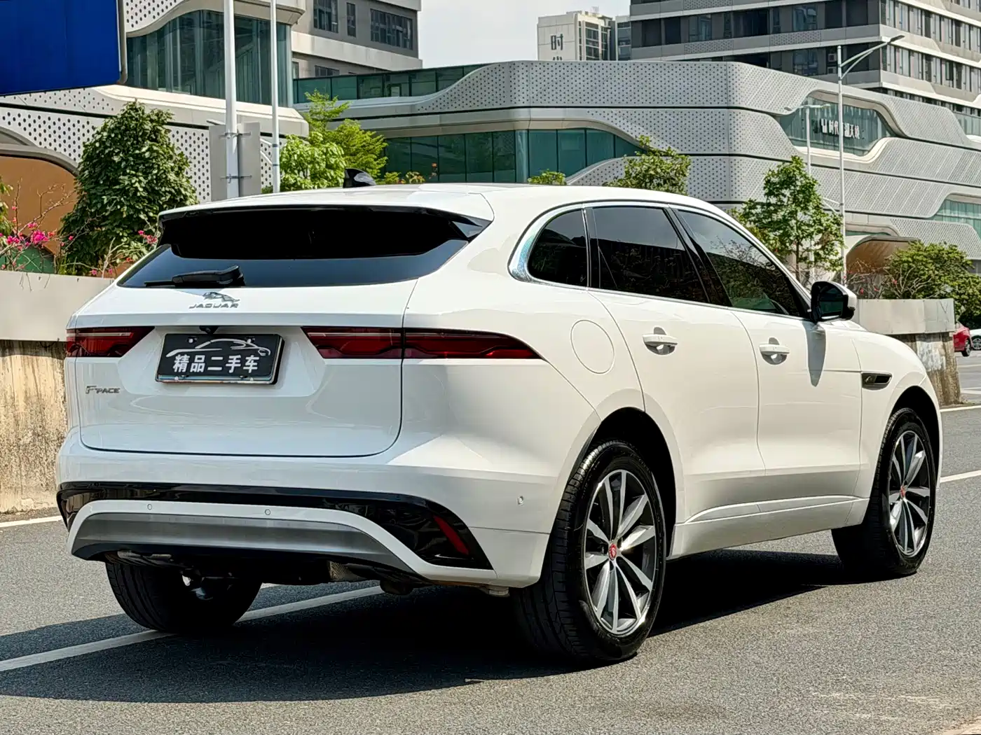 Jaguar F-PACE 2021 250PS R-Dynamic S фото 6