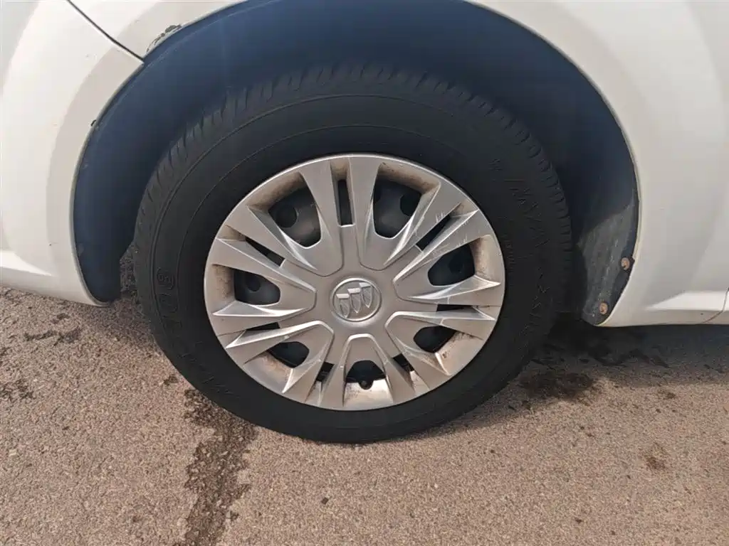 Buick Excelle 2015 1.5L Automatic Classic фото 23