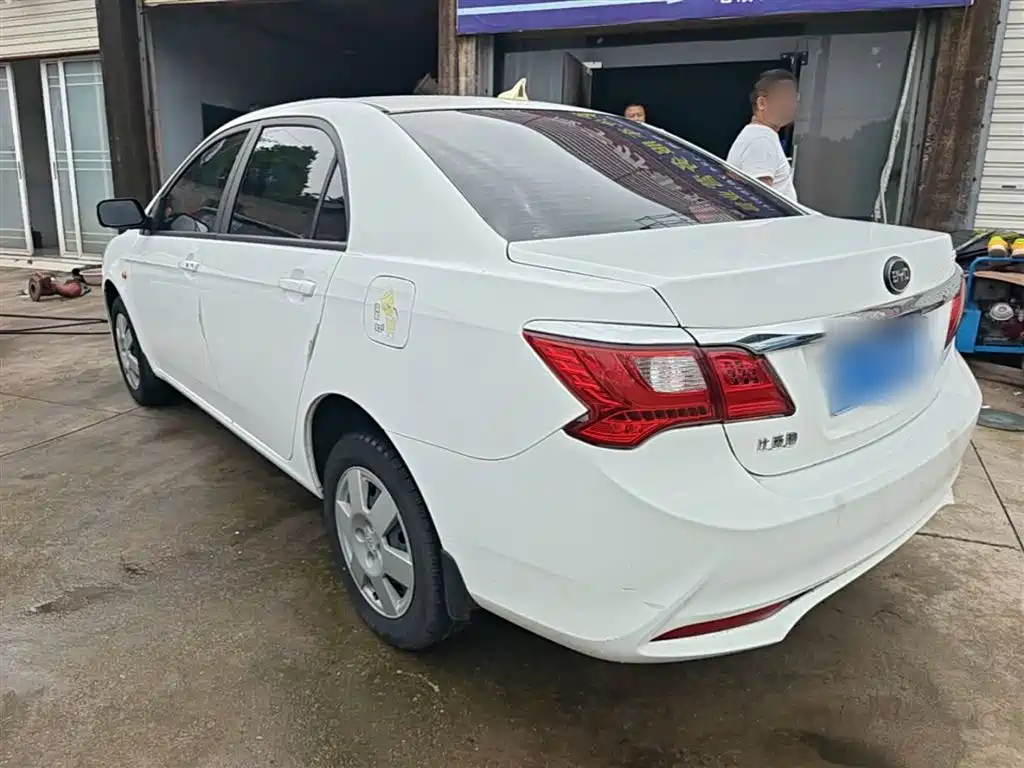 BYD F3 2020 1.5L Manual Premium Edition фото 5