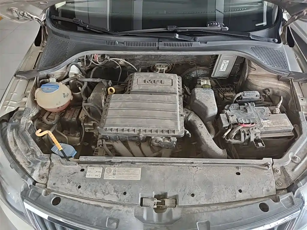 Škoda Rapid 2016 1.6L Automatic Pioneer Edition фото 20