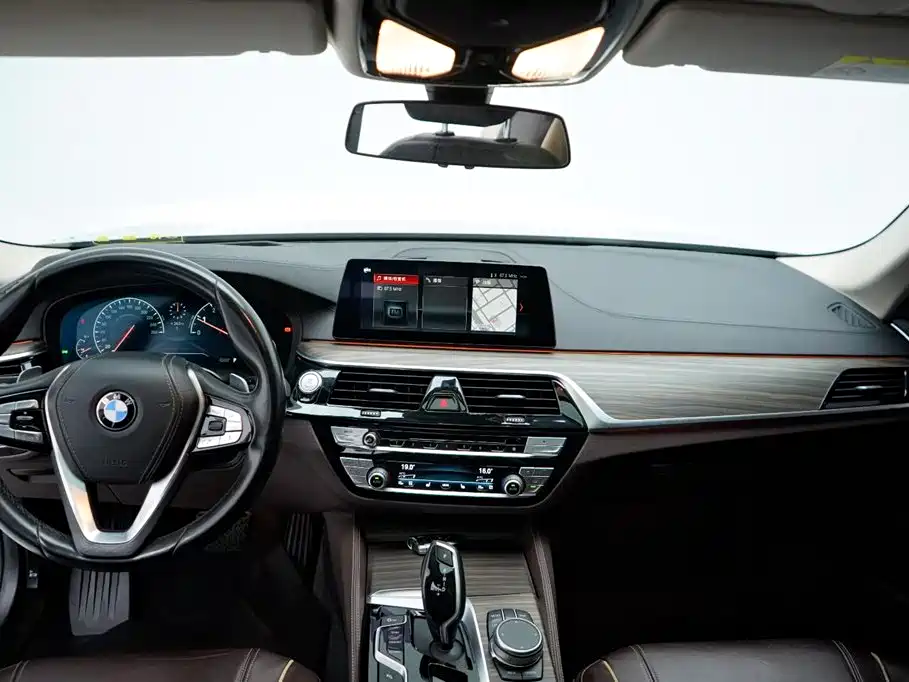BMW 5 Series 2019 Facelift 530Li Premium Luxury Package фото 3