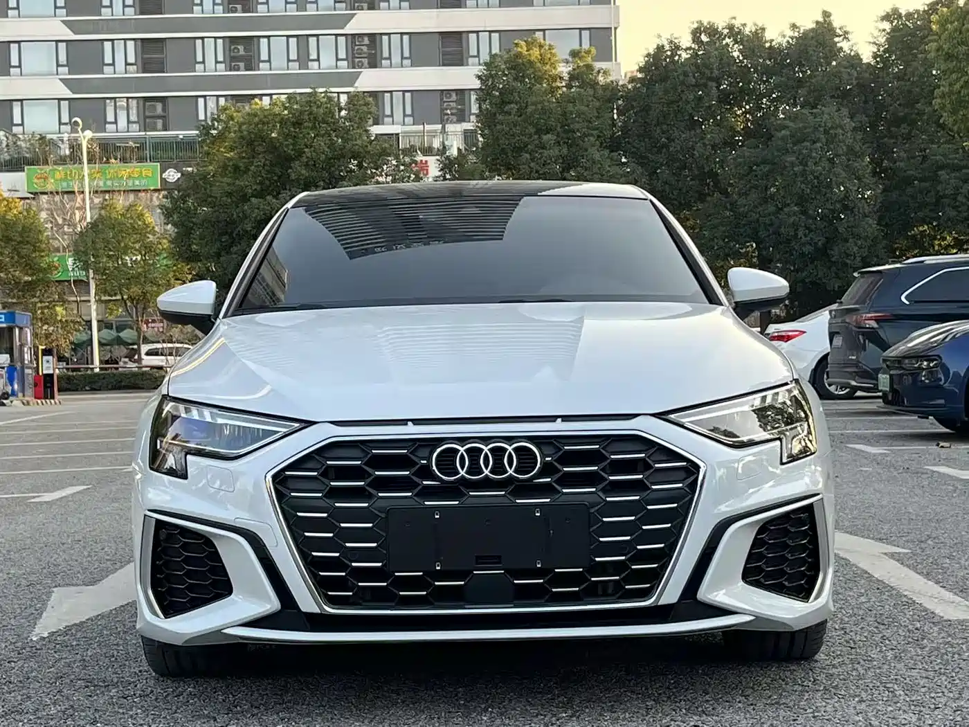 Audi A3 2023 Facelift A3L Limousine 35 TFSI Fashion Sport фото 2