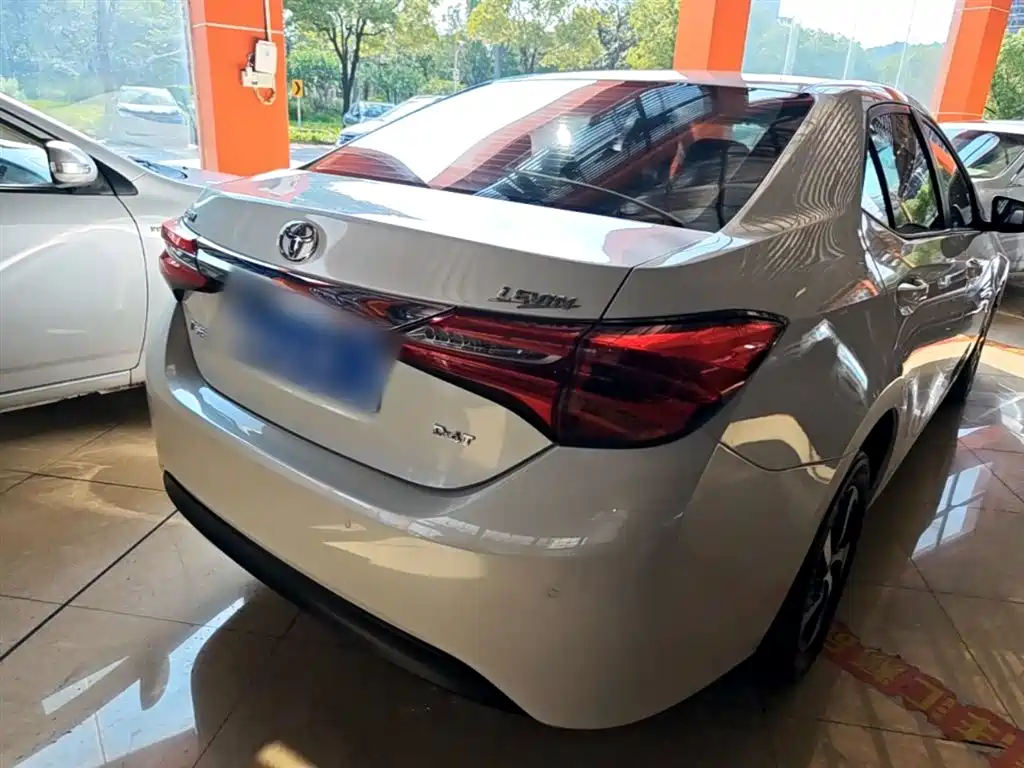 Toyota Levin 2017 Facelift 185T CVT Elite Edition China VI фото 7