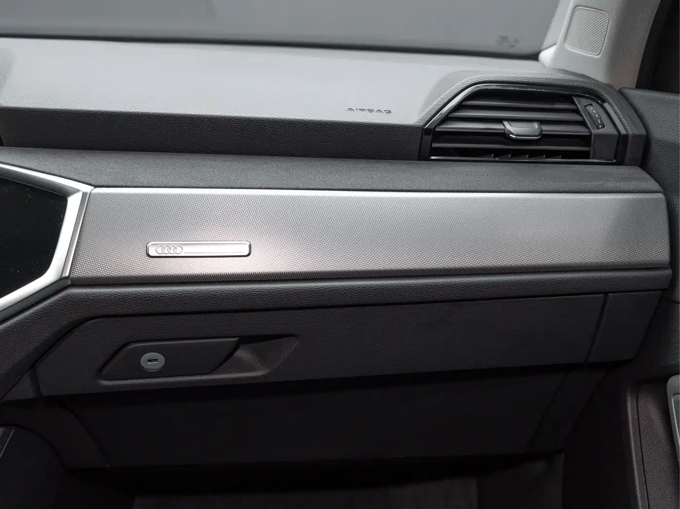 Audi Q3 2022 35 TFSI Progressive Dynamic фото 19
