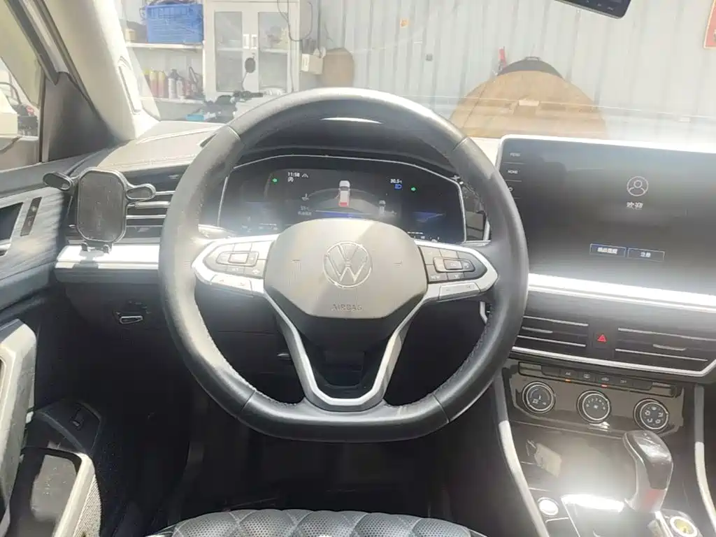 Volkswagen Sagitar, миниатюра 11