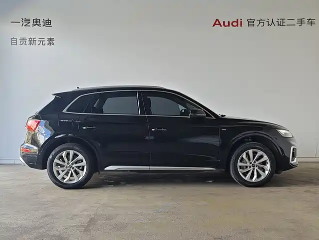 Audi Q5L 2022 Facelift 40T Luxury Dynamic — фото 2
