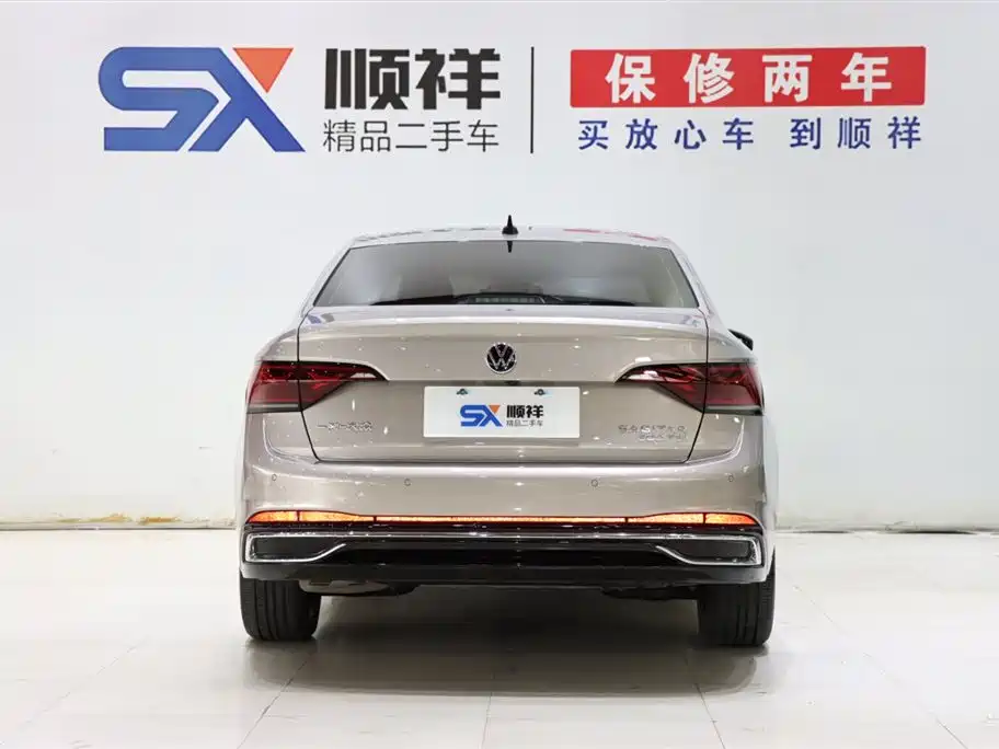 Volkswagen Sagitar 2023 300TSI DSG Surpassing Edition фото 6