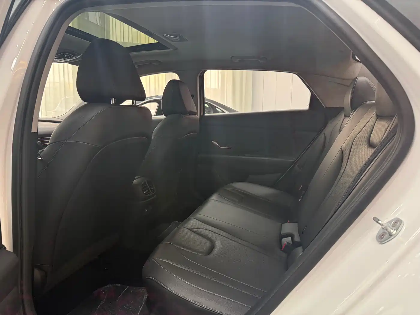Hyundai Elantra 2021 1.5L CVT GLX Elite Edition фото 11