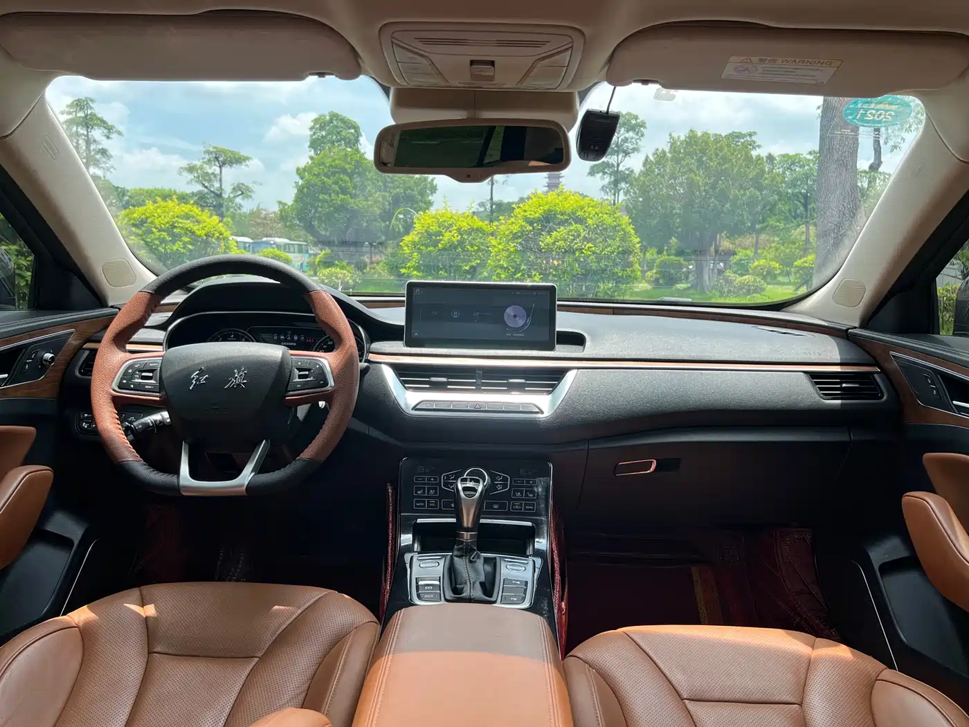 Hongqi H5 2018 Model 30TD Smart Connect Royal 60th Anniversary Edition фото 10