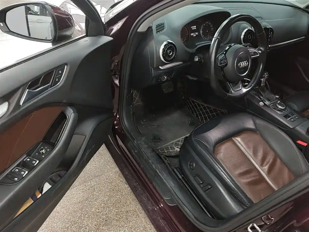 Audi A3 2016 Limousine 40 TFSI Style фото 12