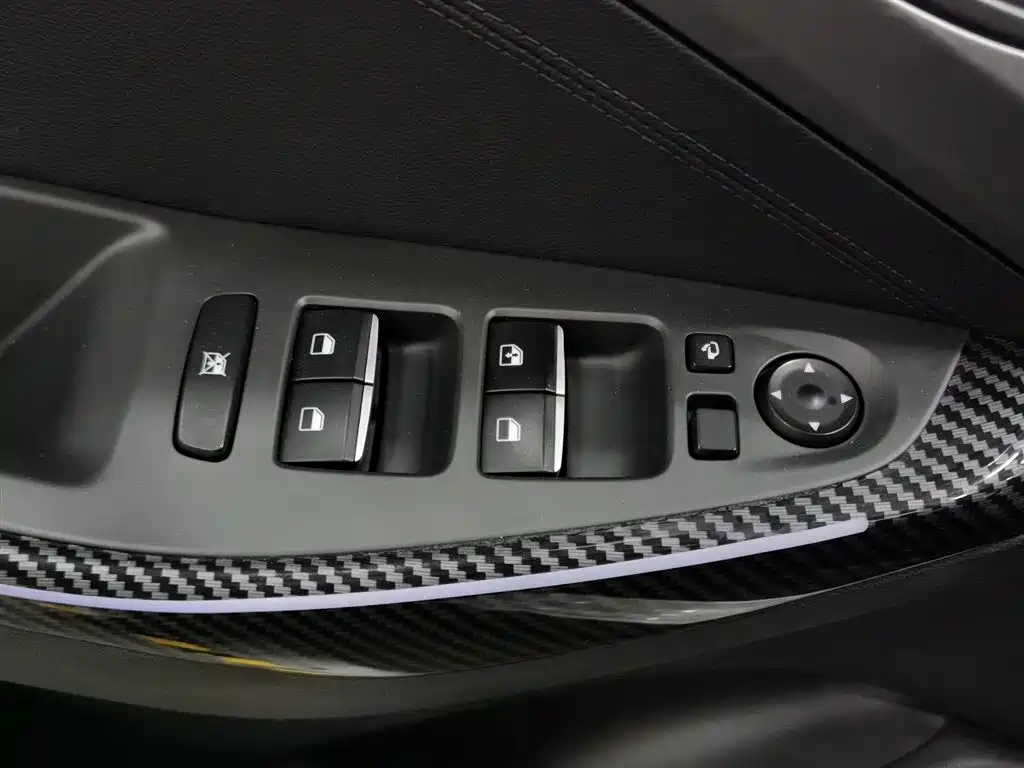 Hyundai Fista 2019 280TGDi Sport Edition China VI фото 9