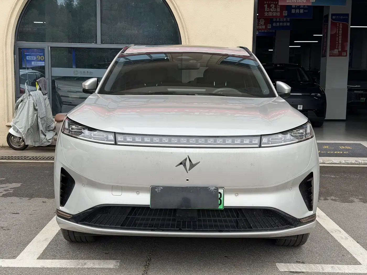 Dongfeng Yipai eπ008 2025 2024 636Max Pure Electric 6-Seater