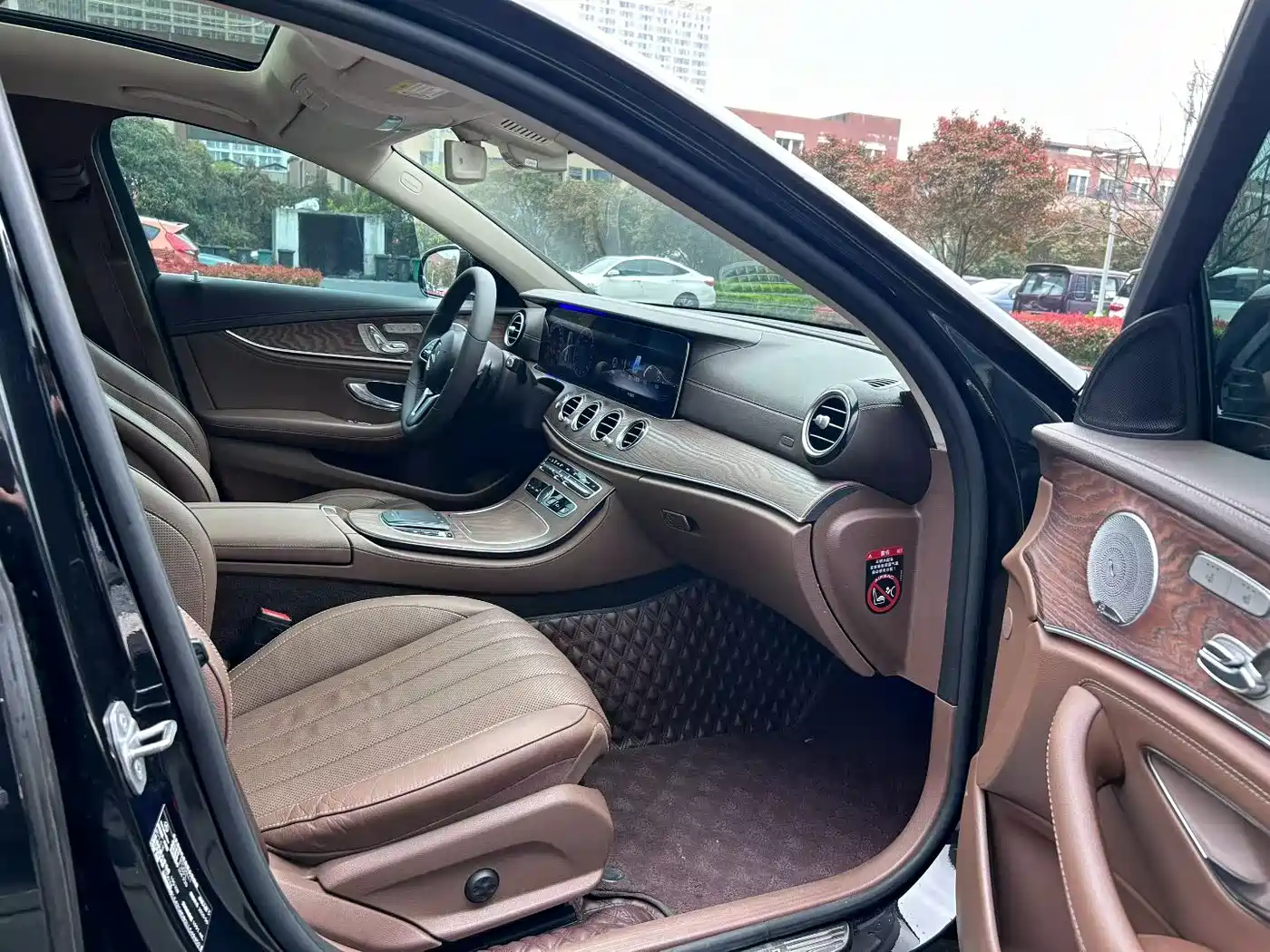 Mercedes-Benz E-Class 2020 Facelift E 300 L Exclusive фото 5