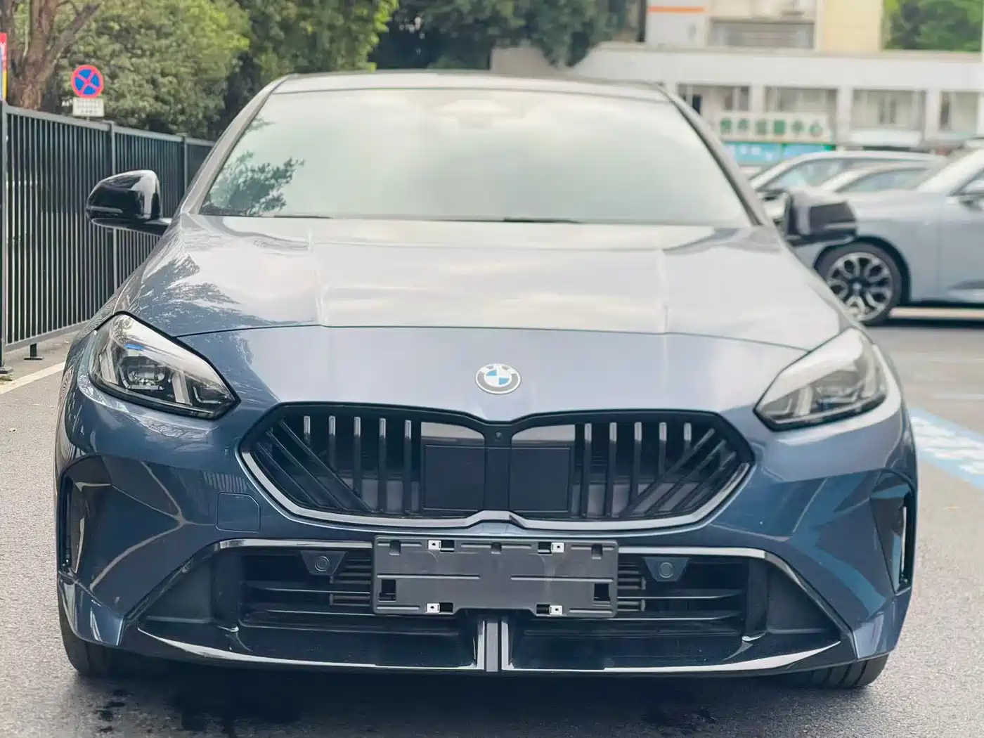 BMW 2 Series 2025 225L M Sport Moonlight Package фото 3