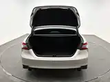 Фото 8 - Toyota Camry