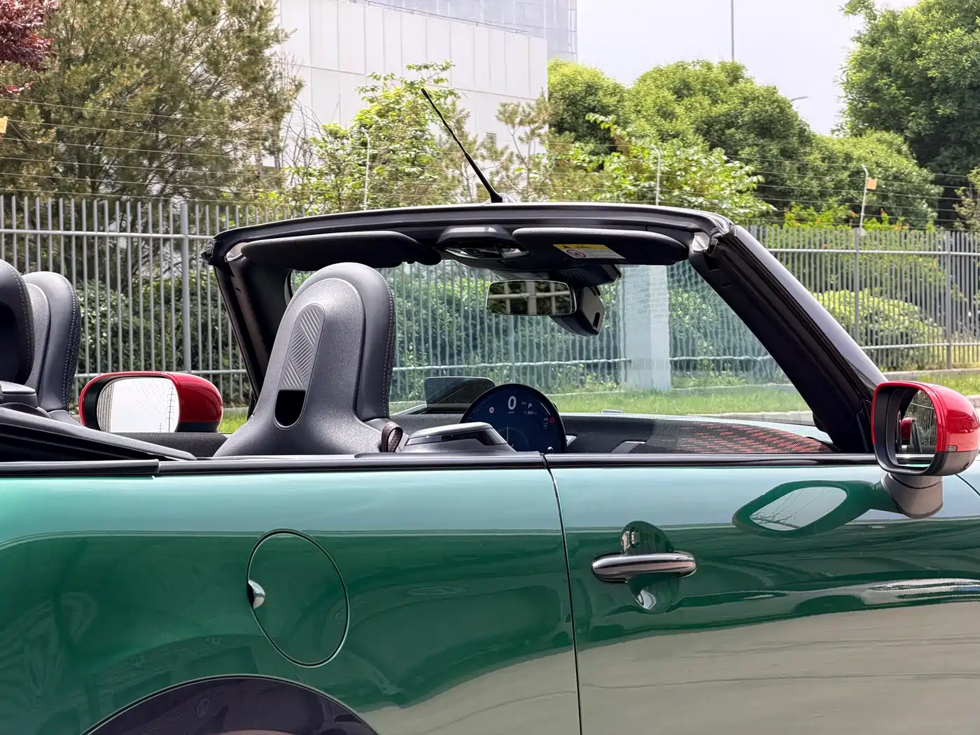 MINI JCW 2025 JOHN COOPER WORKS CABRIO фото 26