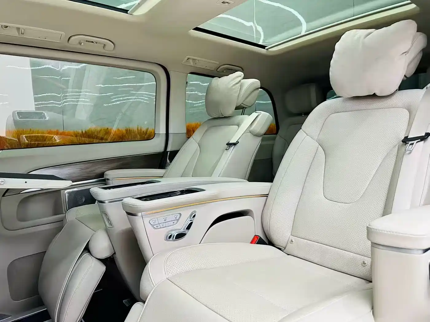 MERCEDES-BENZ V CLASS