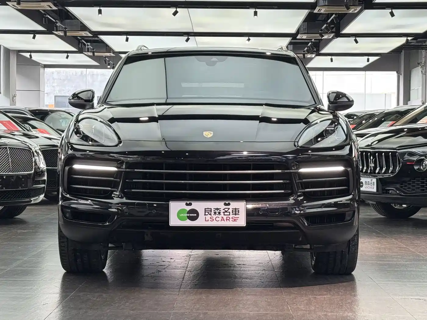 Porsche Cayenne 2018 Cayenne 3.0T фото 2