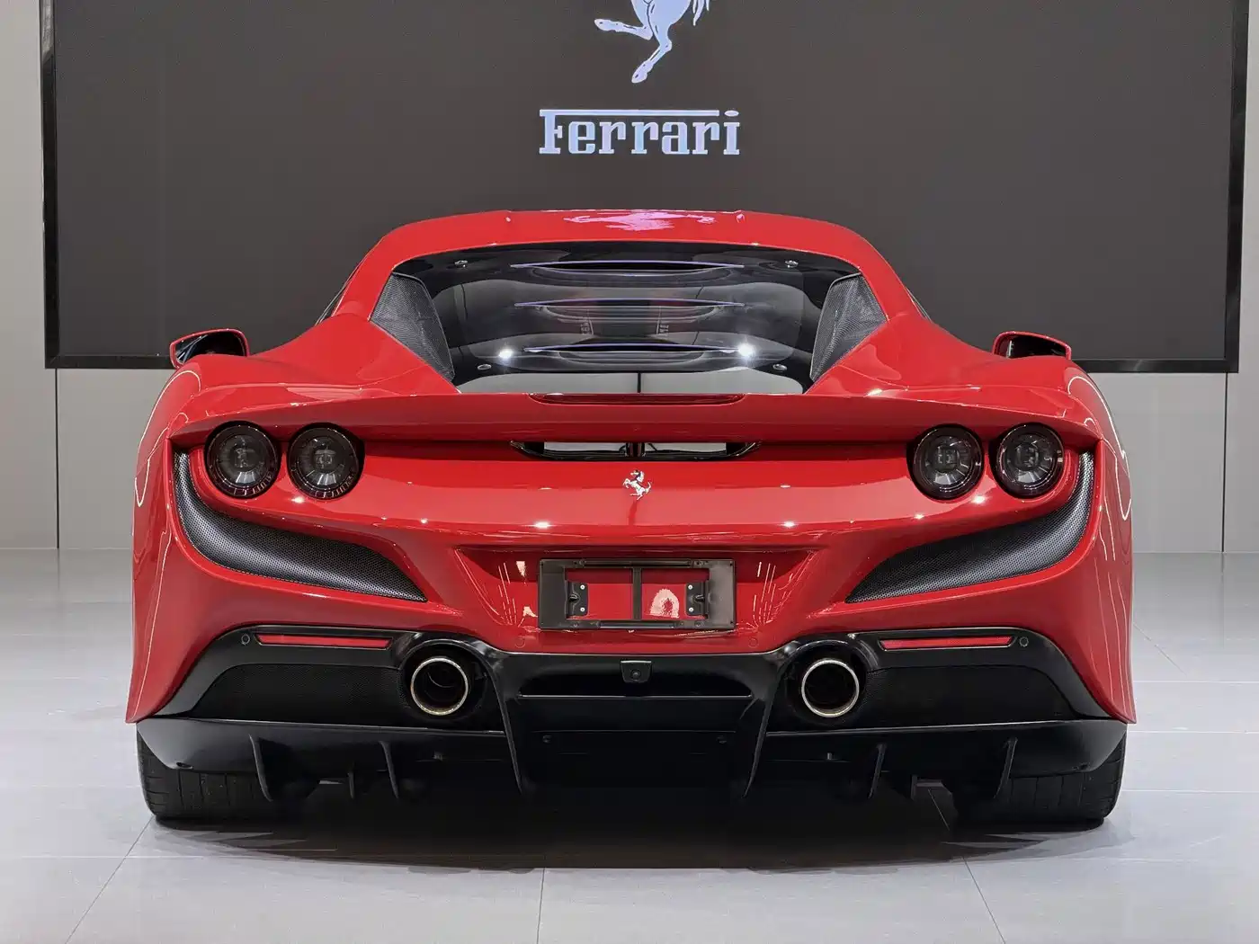 Ferrari F8 2020 2019 Tributo 3.9T V8