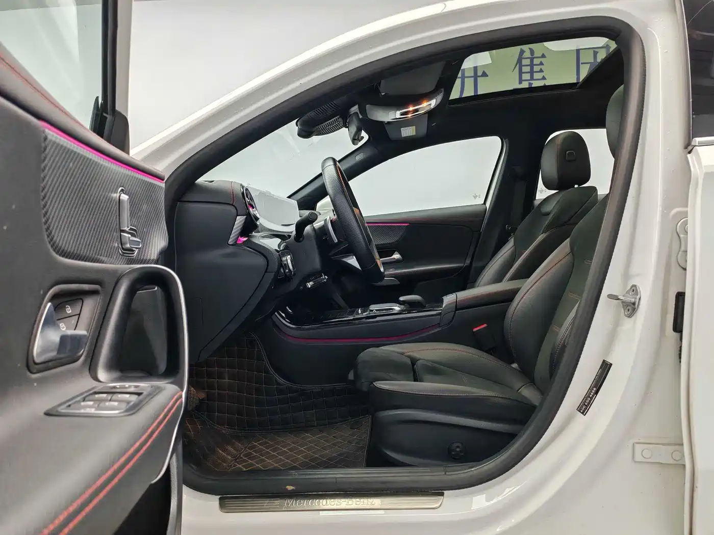 Mercedes-Benz A-Class 2023 A 200 L Fashion фото 11
