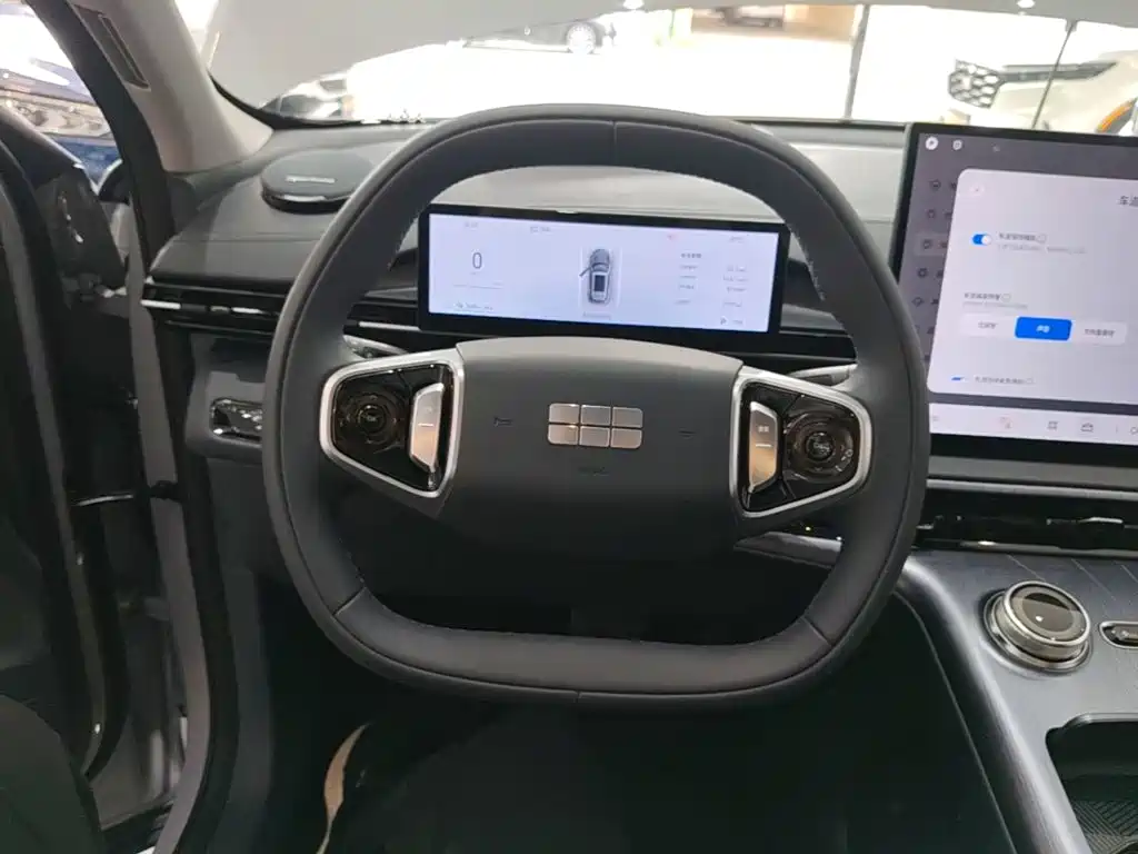 Фото 7 - Geely Galaxy Galaxy E5