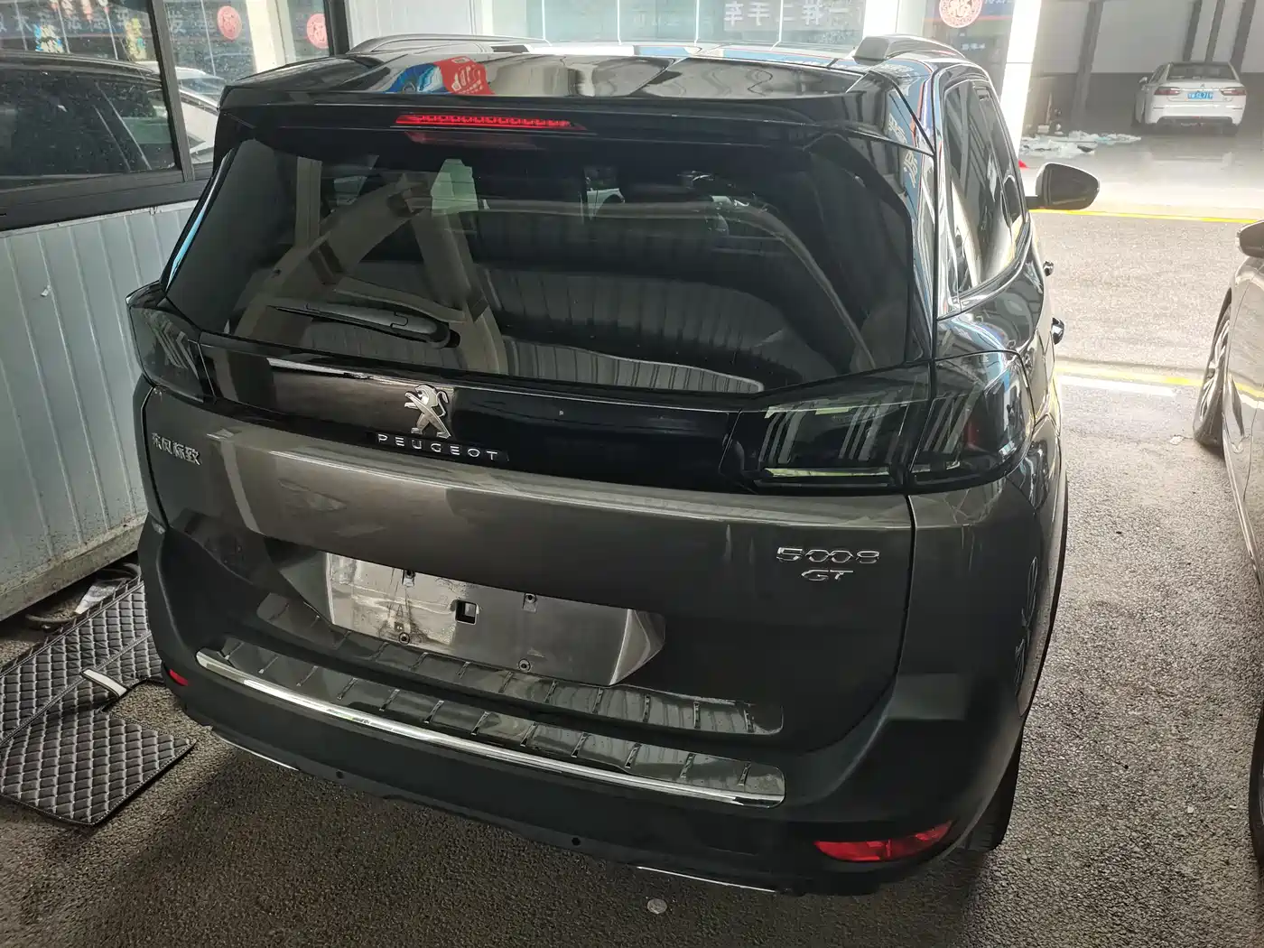 Peugeot 5008 2021 400THP 7-Seater Flagship GT Edition фото 8