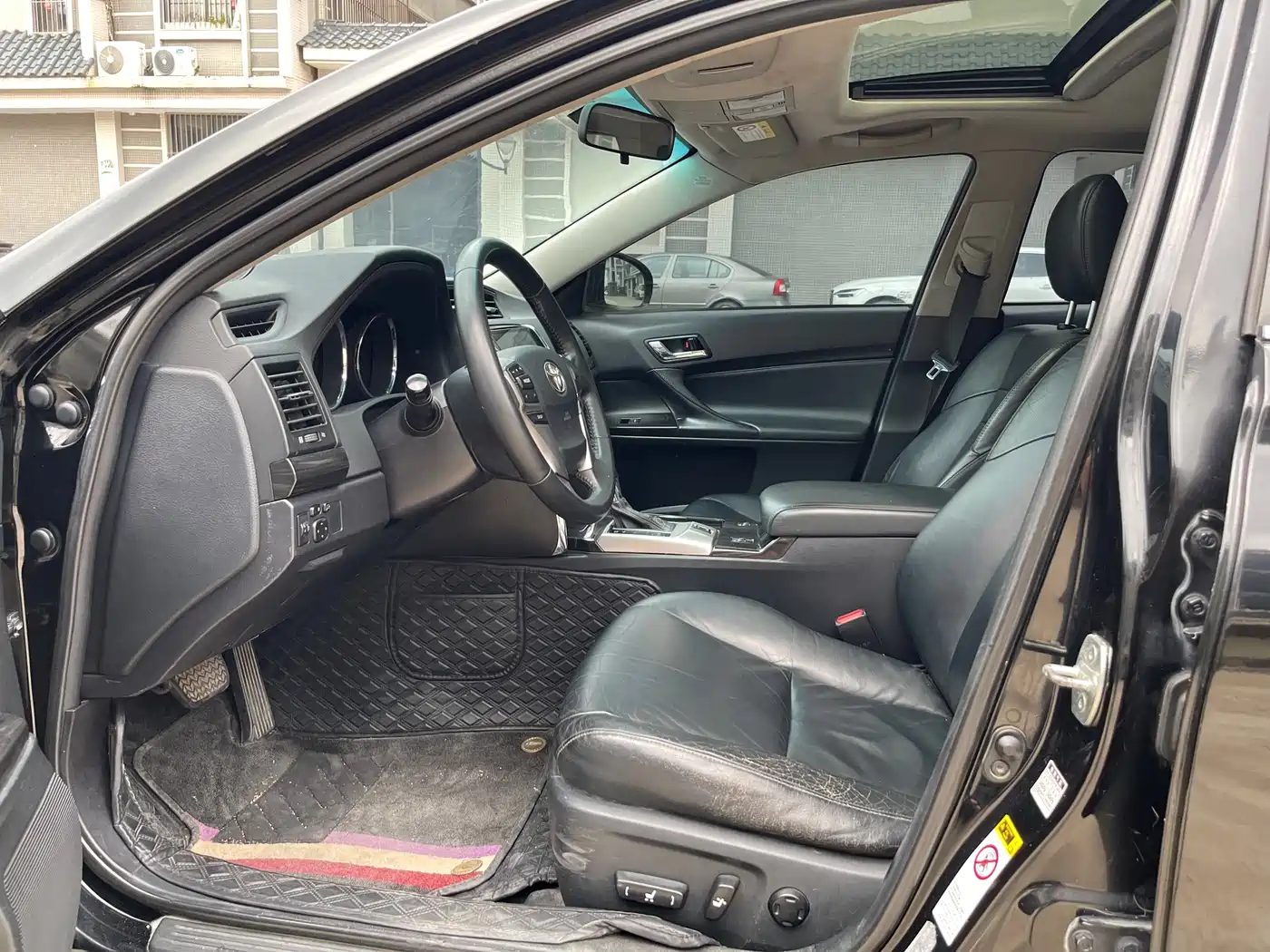 Toyota Reiz 2012 2.5V Grace Elite Styling Edition фото 9
