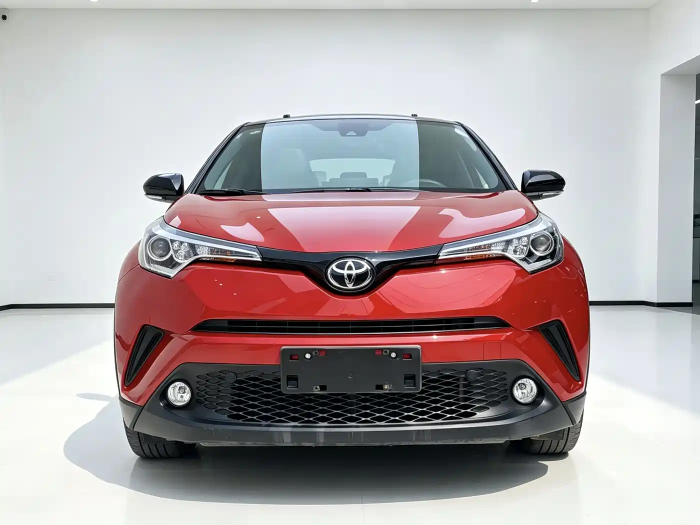 Toyota C-HR 2021 2.0L Comfort Edition фото 2