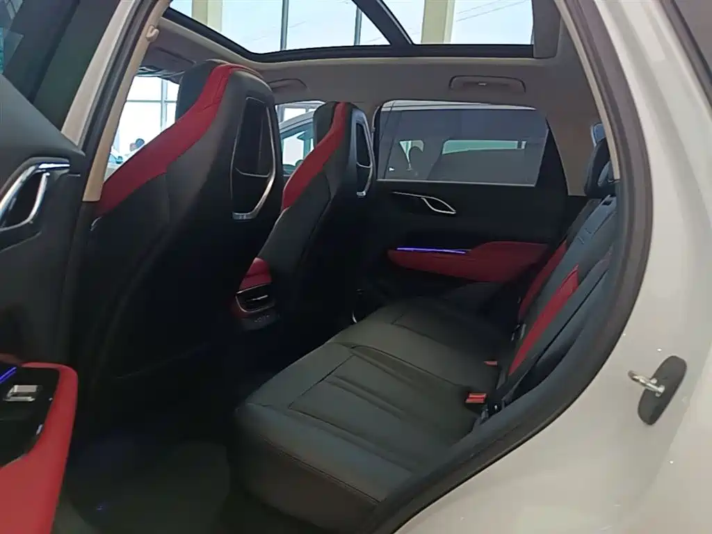 Hongqi HS3 2023 1.5T 2WD Virtue Edition фото 17