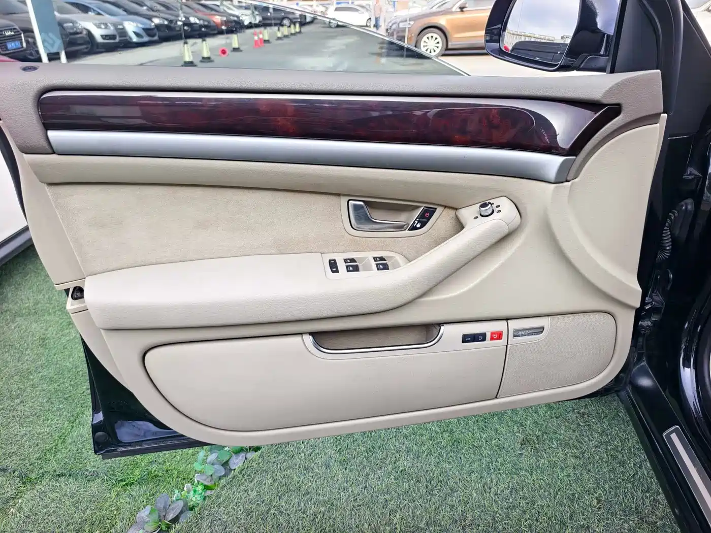 Audi A8 2008 A8L 3.2 FSI Standard фото 10