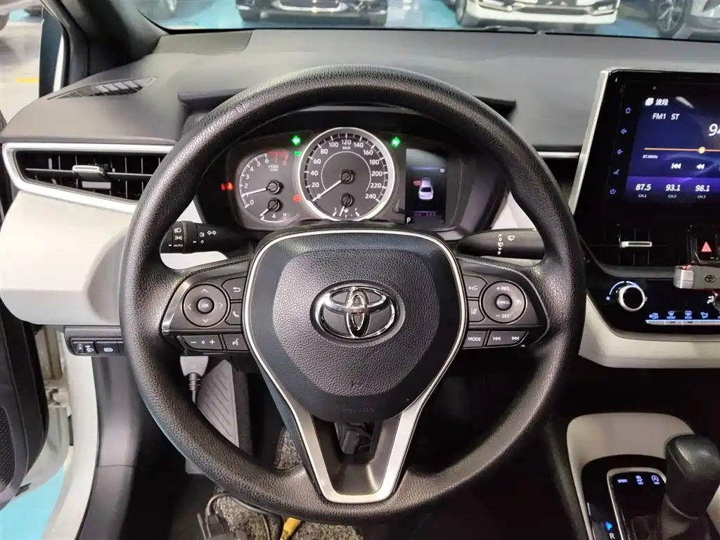 Toyota Levin 2019 185T CVT Luxury Edition China VI фото 7