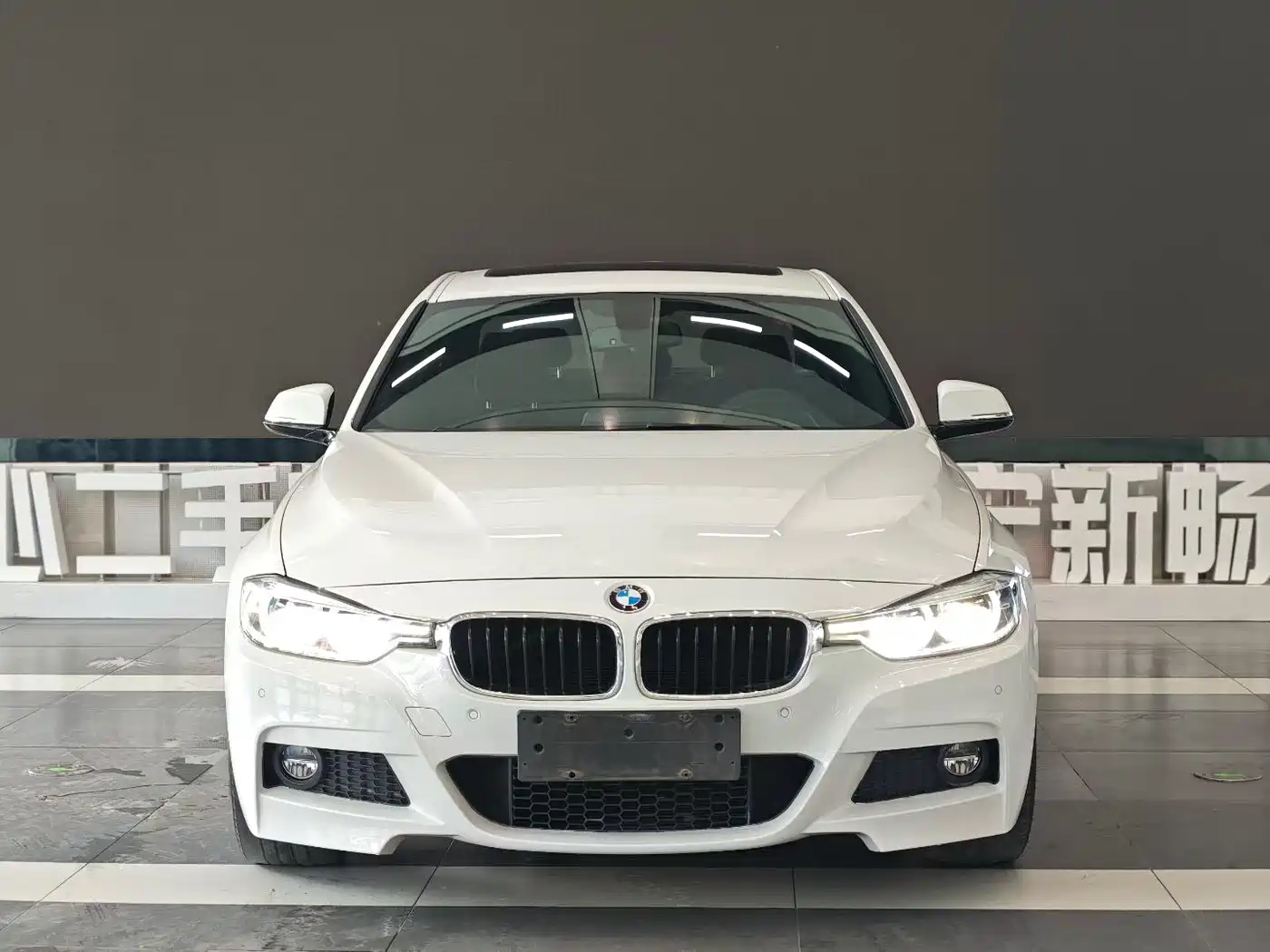 BMW 3 Series 2018 320i M Sport Package фото 2