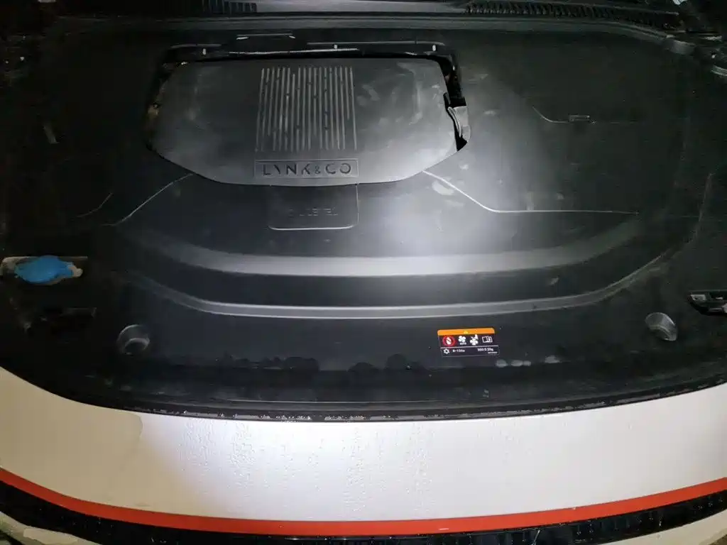 Lynk & Co 06 2020 1.5T Halo фото 11