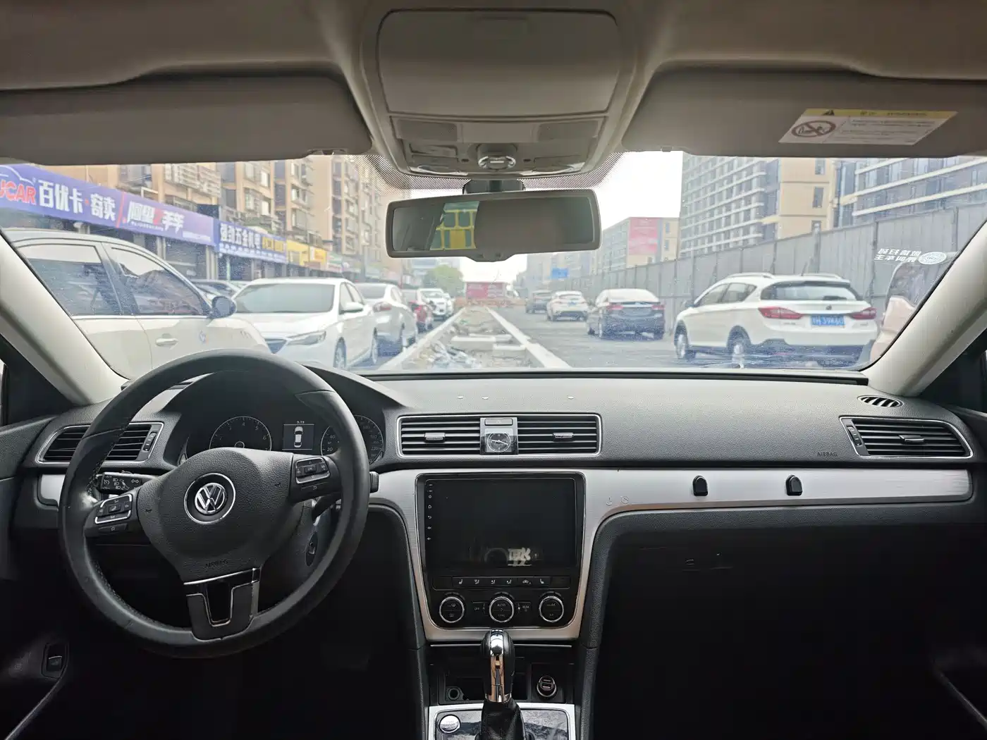 Volkswagen Passat 2014 1.8TSI DSG Executive Edition фото 9