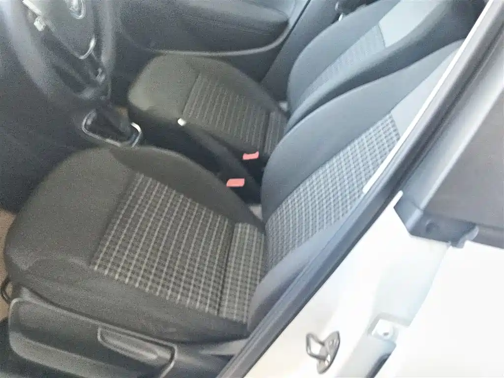 Volkswagen Polo 2018 1.5L Auto Comfort фото 11