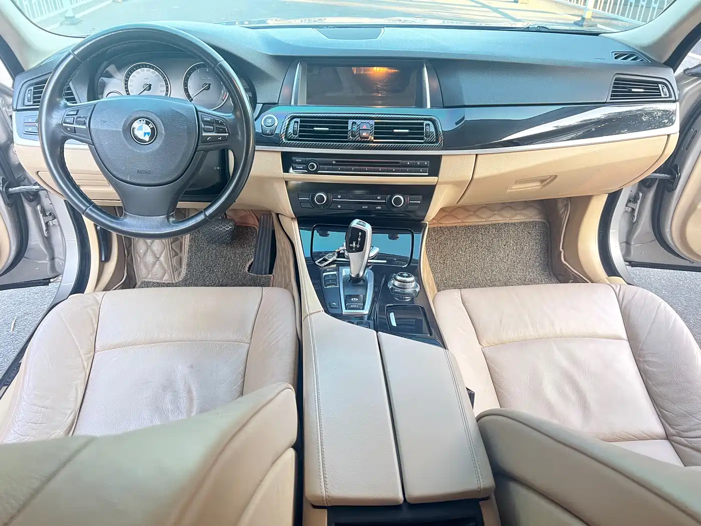 BMW 5 Series 2013 520Li Elegance фото 12