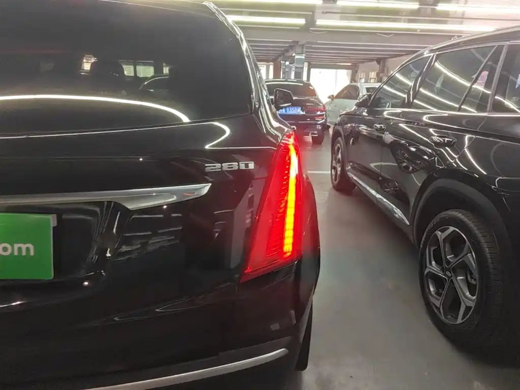 Cadillac XT5 2018 28T 4WD Luxury фото 8